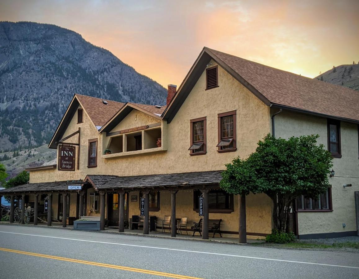 The Inn At Spences Bridge Екстер'єр фото